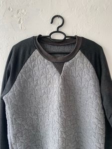 Stylish Grey Sweatshirt