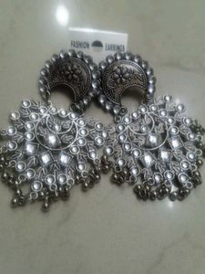 Oxidized Silver Treding Earings....