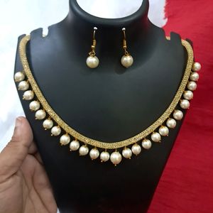 Pearl Necklace