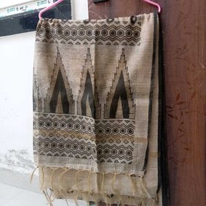 Elegant duppata with Unique Print