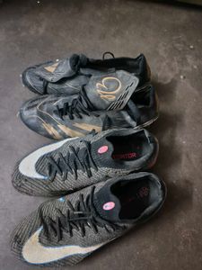 adidas Pradoitor nike mercurial