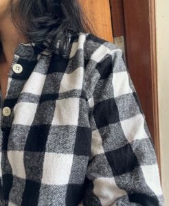 Imported Cropped Black &amp; White Plaid Flannel