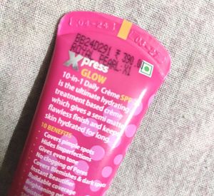 Lotus Herbals Xpress Glow Daily Creme