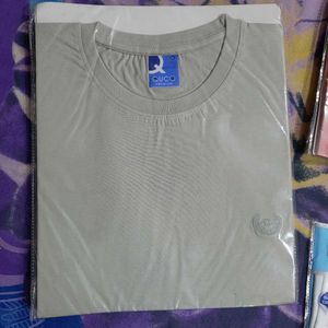 3 T-shirts Bundle + Free Dollar Vest