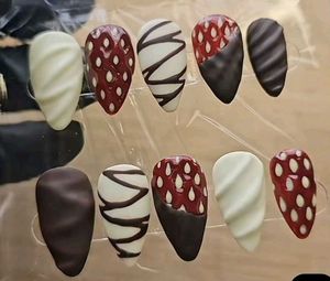 Strawberry Chocolate Press-On Nails