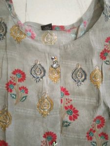 Elegant Floral Print Kurti