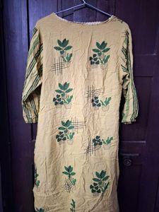 Pale Olive Green Kurta with Potted Plant Print