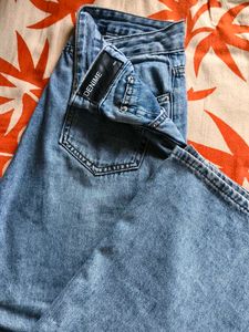 Light Wash Denim Jeans