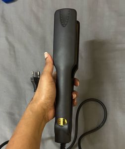 NOVA Hair Straightener