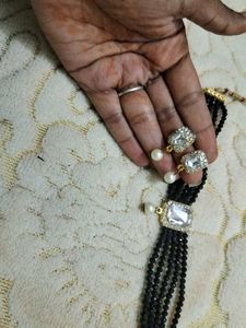 BEADS CHOKER