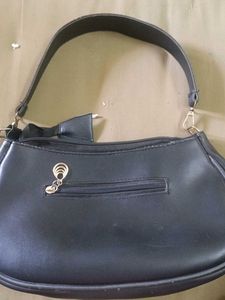 Chic Black Shoulder Bag