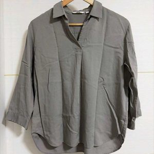 Uniqlo Skipper Collar 3/4 Sleeve Shirt