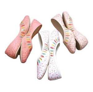 Offer 3 combo Embroidered Women's Juttis