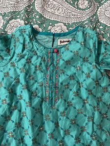 Beautiful Teal Kurta with Metallic Print