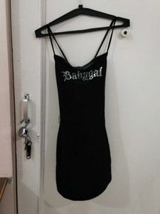 black zara blackless dress
