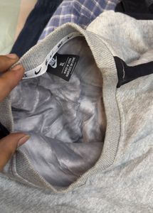 Nike Grey Crewneck Sweatshirt