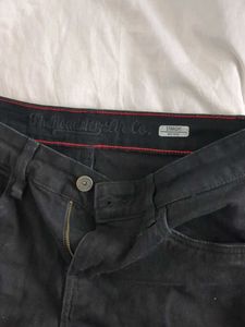 Roadster straight fit black jeans 32