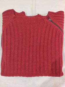 Used Men Sweater In Very Good Condition Medium Siz