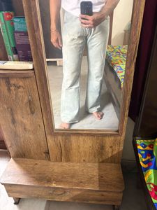 ARIZONA ICE WASHED BOOTCUT JEANS SIZE 32