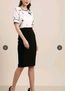 Chic Floral Print Top