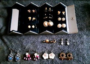 Assorted Earring Collection of 15 pieces with box