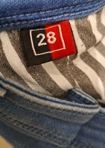 Blue Denim Jeans capri