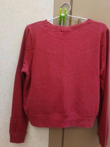 Fitch Burgundy Sweatshirt