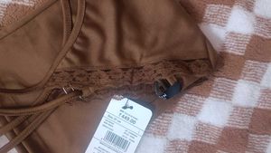 L size Lace Trim Cami Top