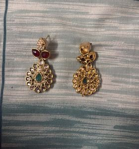 Elegant Vintage Style Earrings