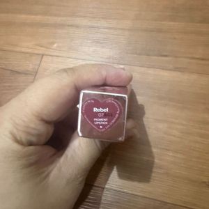 Too faced lady Bold Red Lipstick