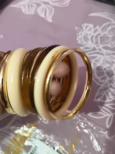 resin bangles