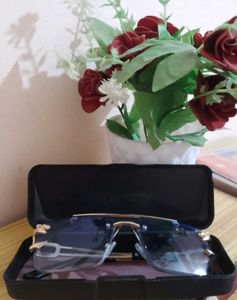 Stylish Rimless Blue Lens Sunglasses