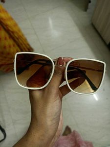 Chic Oversized Square Sunglasses
