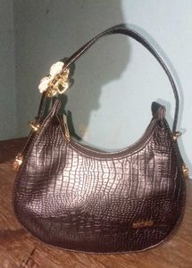 Chic Black Shoulder Bag
