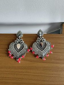 Exquisite Ethnic Heart Design Dangle Earrings