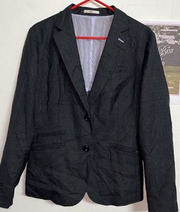 Chic Black Polka Dot Blazer