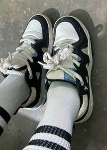Stylish Black &amp; White Sneakers