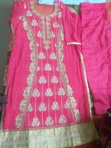 Red &amp; Gold Embroidered Salwar Kameez