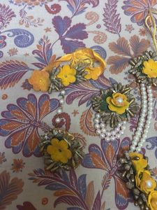 Yellow Floral Jewellery Set