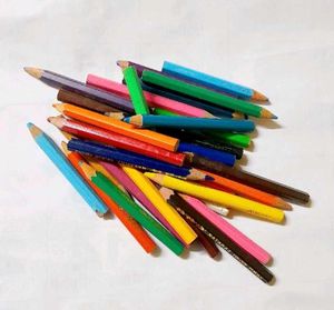 Small Colored Pencils Set