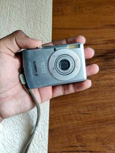 Canon Digital IXUS 65 Camera