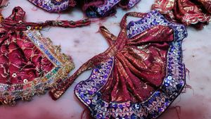 bhagwan ji ki poshak for combo