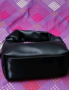 Tommy Jeans TJW City Girl Shoulder Bag