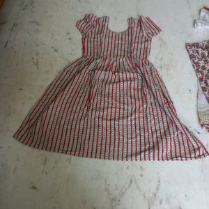 2gowns 1chunni