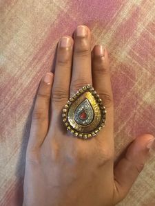 Exquisite Teardrop Red Stone Ring