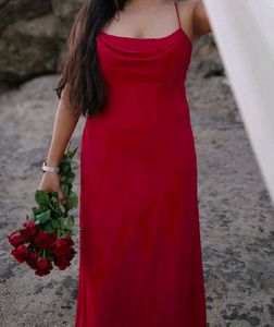 Elegant Red Spaghetti Strap Maxi Dress