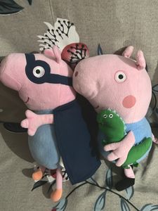 Set Of Two Peppa Pigs - Family-