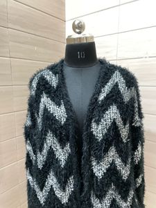 FOREVER21 Zigzag Fuzzy Knit Cardigan