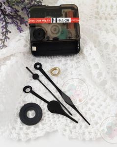 Wall Clock Machine With Niddle