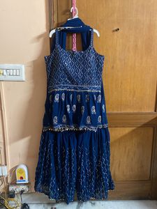 PEPLUM STYLE BRAND NEW SHARARA SET SIZE L